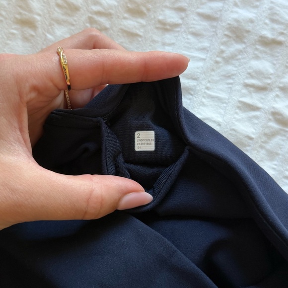 Lululemon align High-Rise mini flare pant *extra short in navy blue, size 2 - Picture 7 of 8